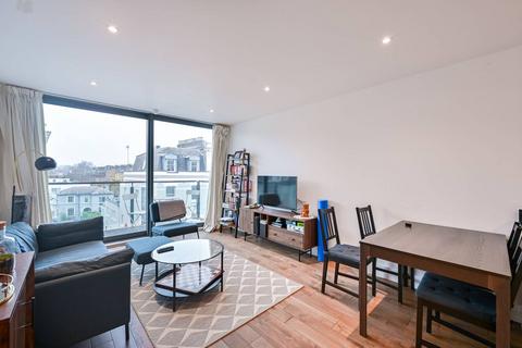 2 bedroom flat to rent, Fulham Road, Chelsea, London, SW10