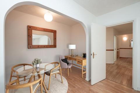 2 bedroom flat for sale, 13/3 Dorset Place, Edinburgh, EH11