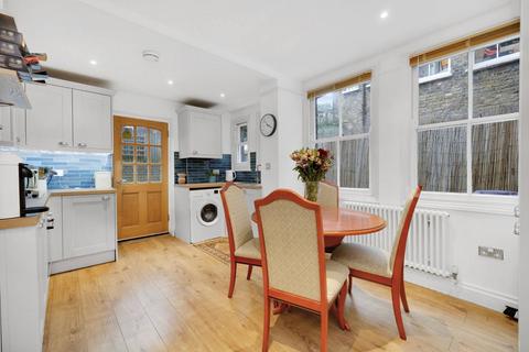 1 bedroom flat for sale, Morat Street, Stockwell, London, SW9
