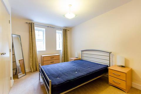 1 bedroom flat to rent, Heathside Road, Woking, GU22