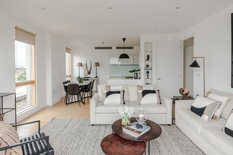 169 Wingate Square, London, SW4 0AN