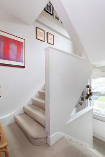 2 bedroom flat for sale, Clapham, London SW8