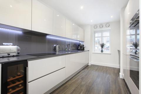 3 bedroom house for sale, Clapham, London SW4