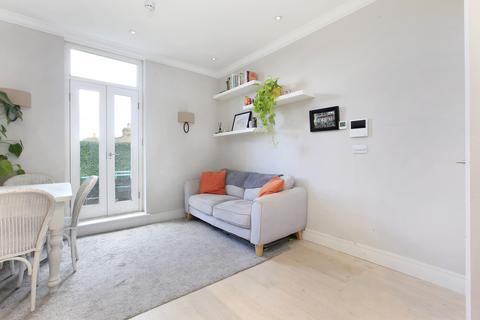 1 bedroom flat for sale, Clapham South SW12