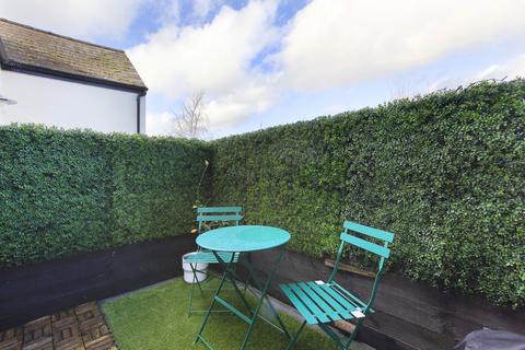 1 bedroom flat for sale, Clapham South SW12