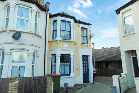 3 bedroom terraced house for sale, Durham Road, Canning Town, London, E16