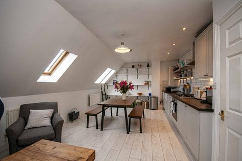 1 bedroom apartment to rent, Flat 5 Kelly Avenue Peckham London SE15 5LB