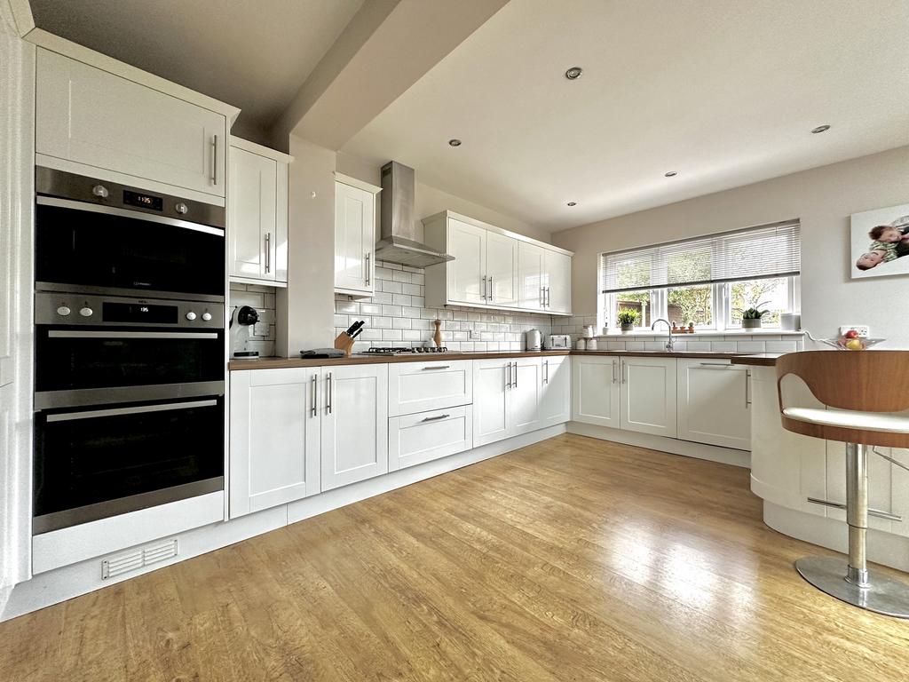 Kitchen Cont'd