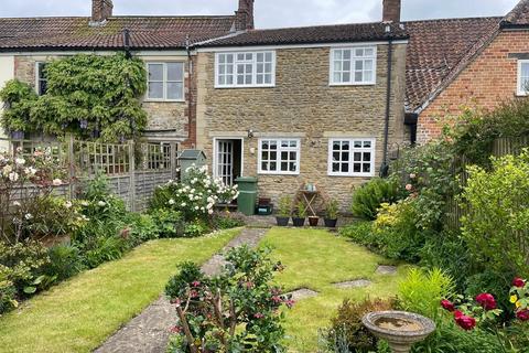 3 bedroom cottage for sale, High Street, Rode, BA11