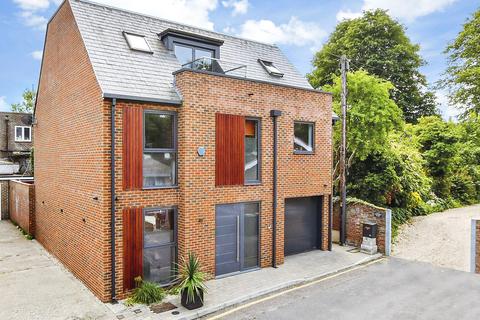 4 bedroom detached house for sale, Oaten Hill Place, Canterbury, Kent