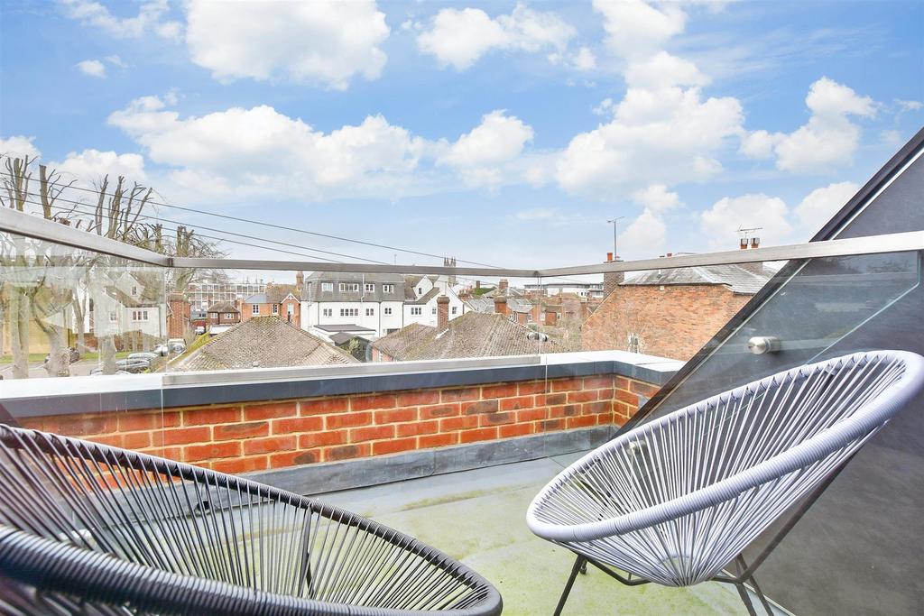 Balcony / Terrace