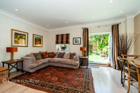 4 bedroom townhouse for sale, Gatcombe Crescent, Ascot
