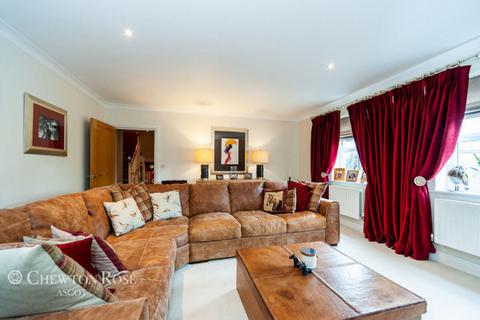 4 bedroom townhouse for sale, Gatcombe Crescent, Ascot