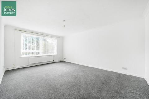 2 bedroom flat to rent - West Avenue, Worthing, West Sussex, BN11