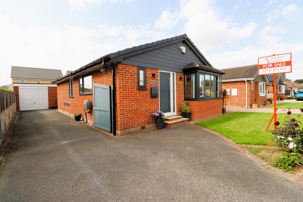Royston Barnsley S71 2 bed detached bungalow for sale £339,950