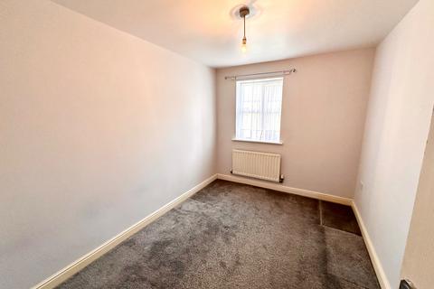 2 bedroom apartment to rent, 95 Longfellow Court, Mytholmroyd, HX7 5LG