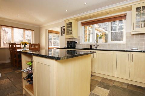 Penrhos Cwm Hyfryd, Thomastown, Porth, CF39 8FA