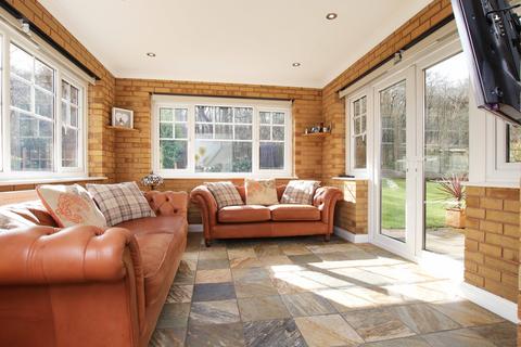Penrhos Cwm Hyfryd, Thomastown, Porth, CF39 8FA