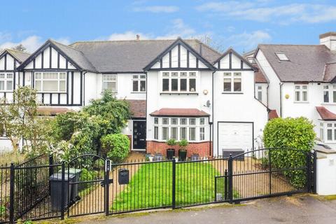 4 bedroom semi-detached house for sale, Turpins Lane, Woodford Green, IG8