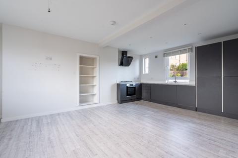 4 bedroom flat for sale, Northfield Broadway, Northfield, Edinburgh, EH8