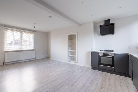 4 bedroom flat for sale, Northfield Broadway, Northfield, Edinburgh, EH8