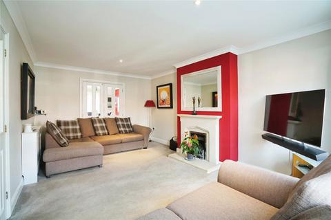 4 bedroom end of terrace house for sale - Ward Close, Fradley, Lichfield, Staffordshire, WS13