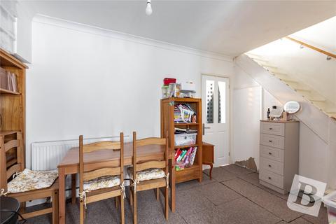 201 Hunters Square, Dagenham, RM10 8BQ