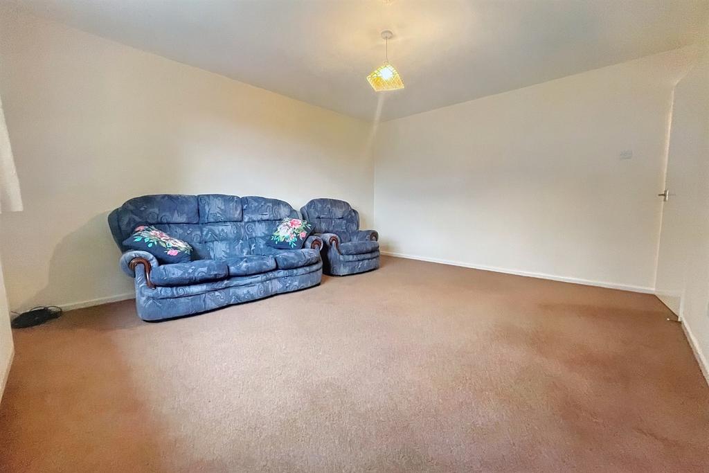 Chandlers Ford 2 bed for sale £190,000