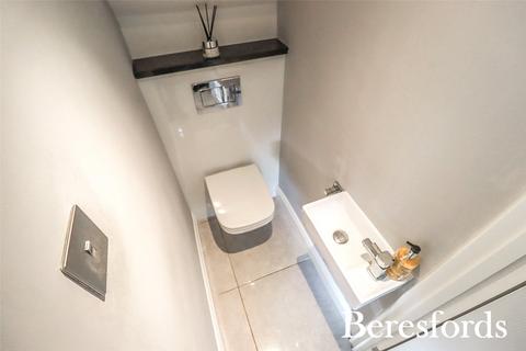 2 Alder Drive, South Ockendon, RM15 6RD