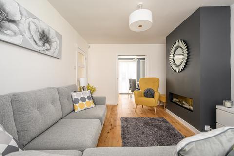 58 Broomhall Drive, Edinburgh, EH12 7QP