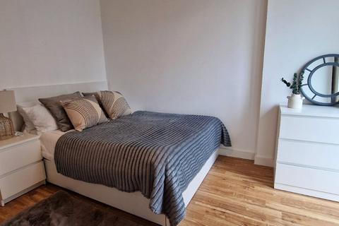 1 bedroom flat to rent, Media City, Michigan Point Tower D, 18 Michigan Avenue, Salford, M50