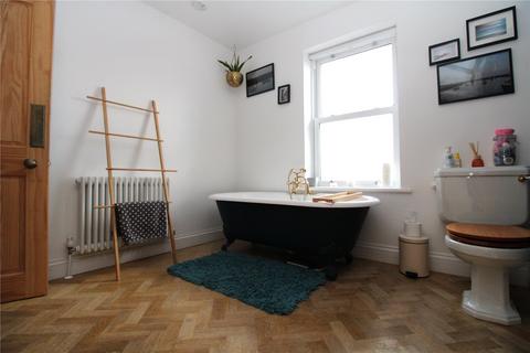 94 Lansdown Road, Old Town, Swindon, SN1 3ND