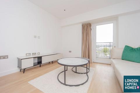 Studio to rent, Fairbank House, 13 Beaufort Square, London NW9