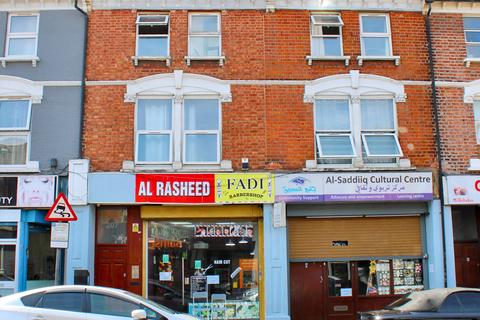 Mixed use for sale, High Road, London NW10