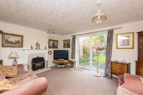 3 Lockside, Wombourne, Wolverhampton, WV5 8AU