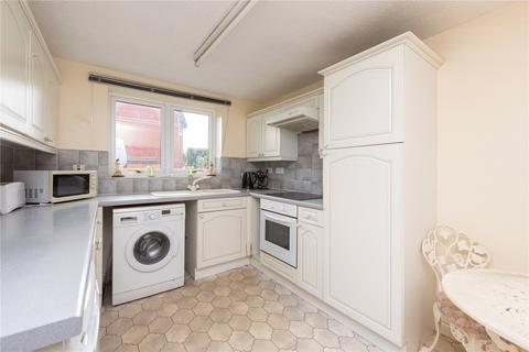 3 Lockside, Wombourne, Wolverhampton, WV5 8AU