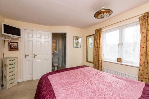 3 Lockside, Wombourne, Wolverhampton, WV5 8AU