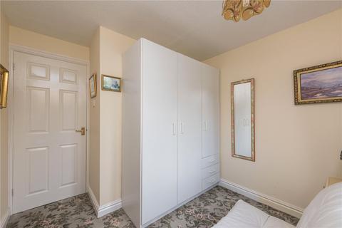 3 Lockside, Wombourne, Wolverhampton, WV5 8AU