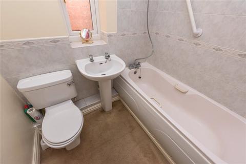 3 Lockside, Wombourne, Wolverhampton, WV5 8AU