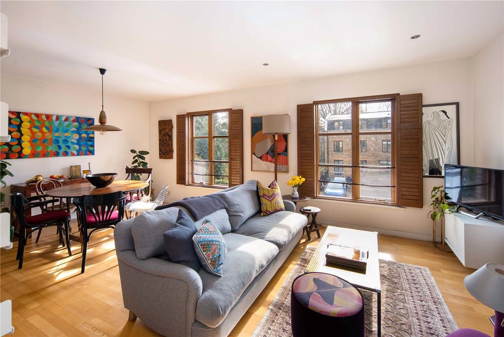 Cable Street, London, E1 2 bed flat for sale £550,000