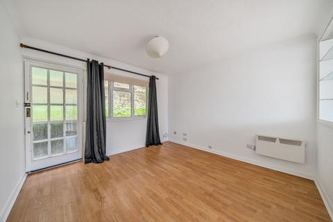 1 bedroom apartment for sale, Garlands Road, Redhill, Surrey