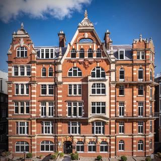 1 bedroom apartment for sale, One-Bedroom Apartment For-Sale | Allen House, 8 Allen Street, Kensington, London W8 6BH | Knight Frank