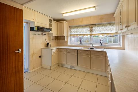 3 bedroom detached house for sale - Pine Close, Fernhill Heath, Worcester, Worcestershire, WR3