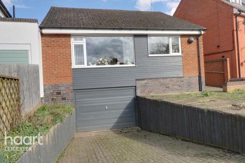 2 bedroom bungalow for sale, Sanvey Lane, Leicester