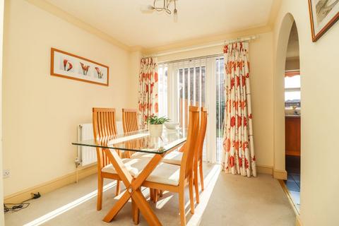 36 Bishops Road, Bedford, MK41 0SL