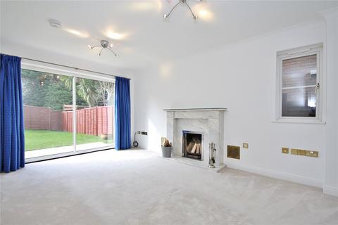 4 bedroom detached house for sale - Florence Way, Knaphill, Woking, Surrey, GU21