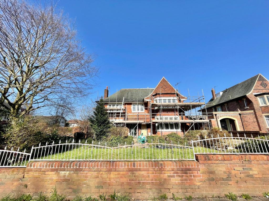 North Park Drive, Stanley Park FY3 4 bed detached house for sale £400,000