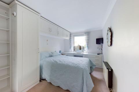 1 bedroom flat for sale, Elstree Road, Bushey Heath, WD23