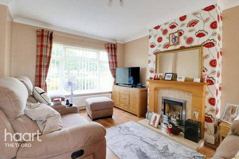 3 bedroom semi-detached house for sale, Churchill Road, Thetford