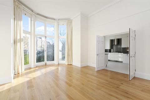 4 bedroom apartment to rent, Belsize Grove, London, NW3